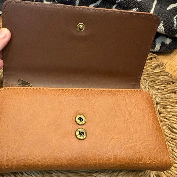 New Born Tooled Floral Leather Wallet - Brown - Picture 7 of 8